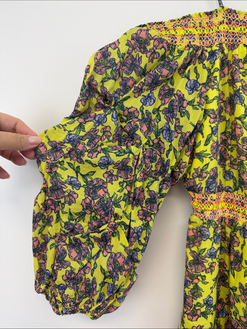 Alice + Olivia Dorothy Neon Floral Off Shoulder Mini Dress Lime Green 0 - Picture 4 of 8